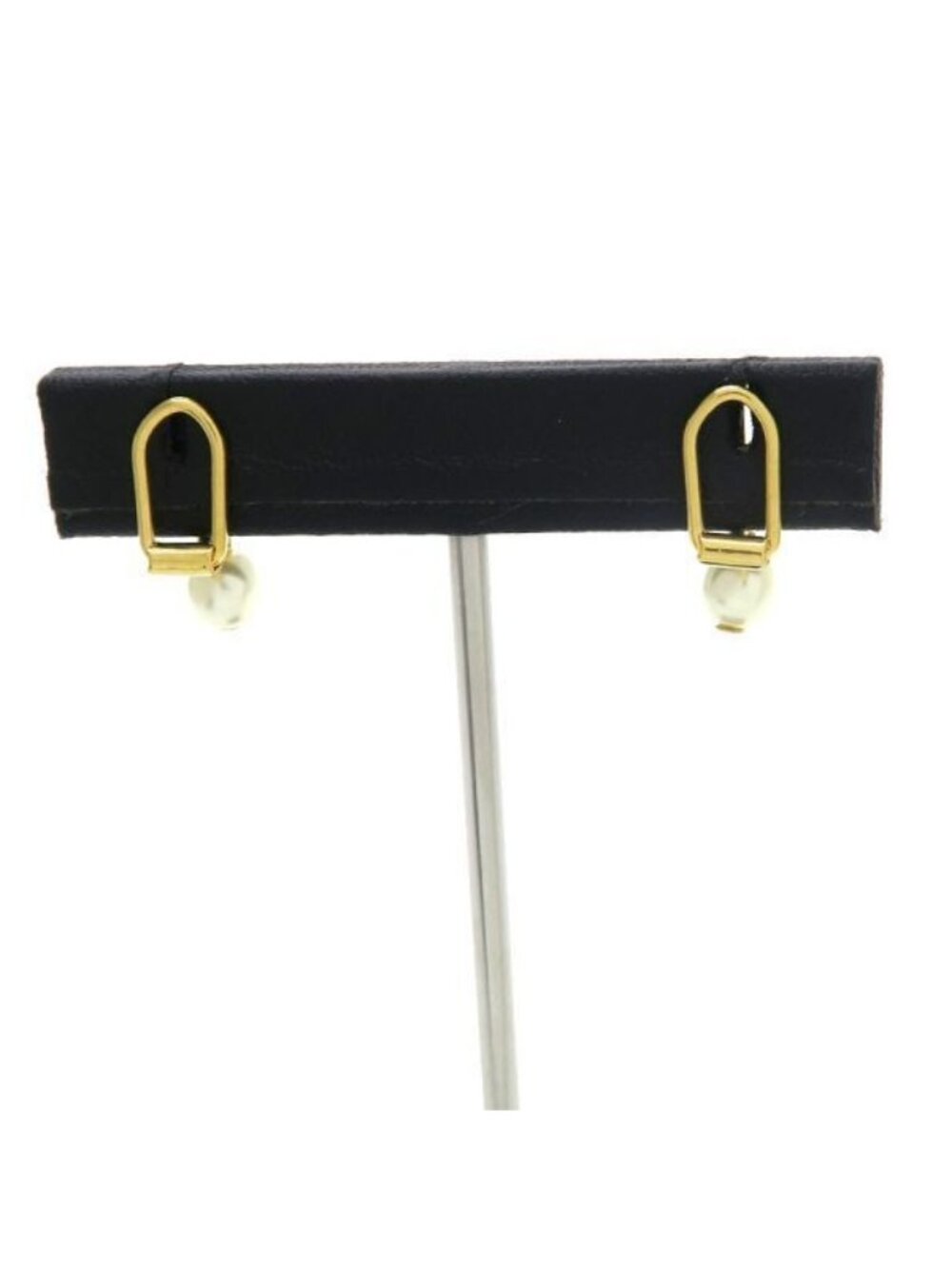Dior Petit CD Clip Earrings - Picture 3 of 9